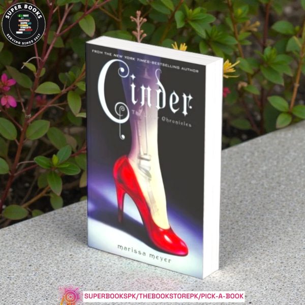 Cinder by Marissa Meyer